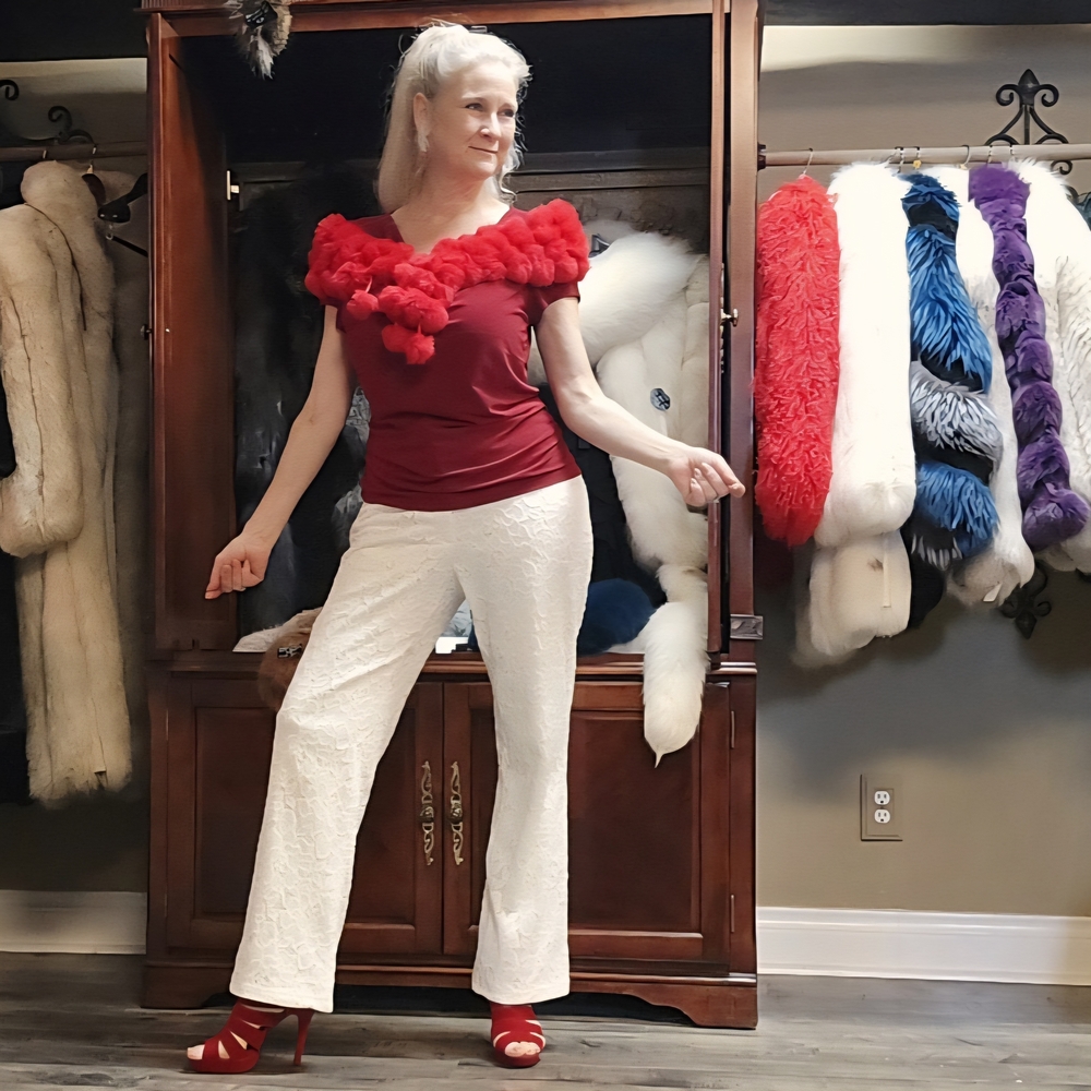 Gorgeous New Red Rabbit Ball Scarf